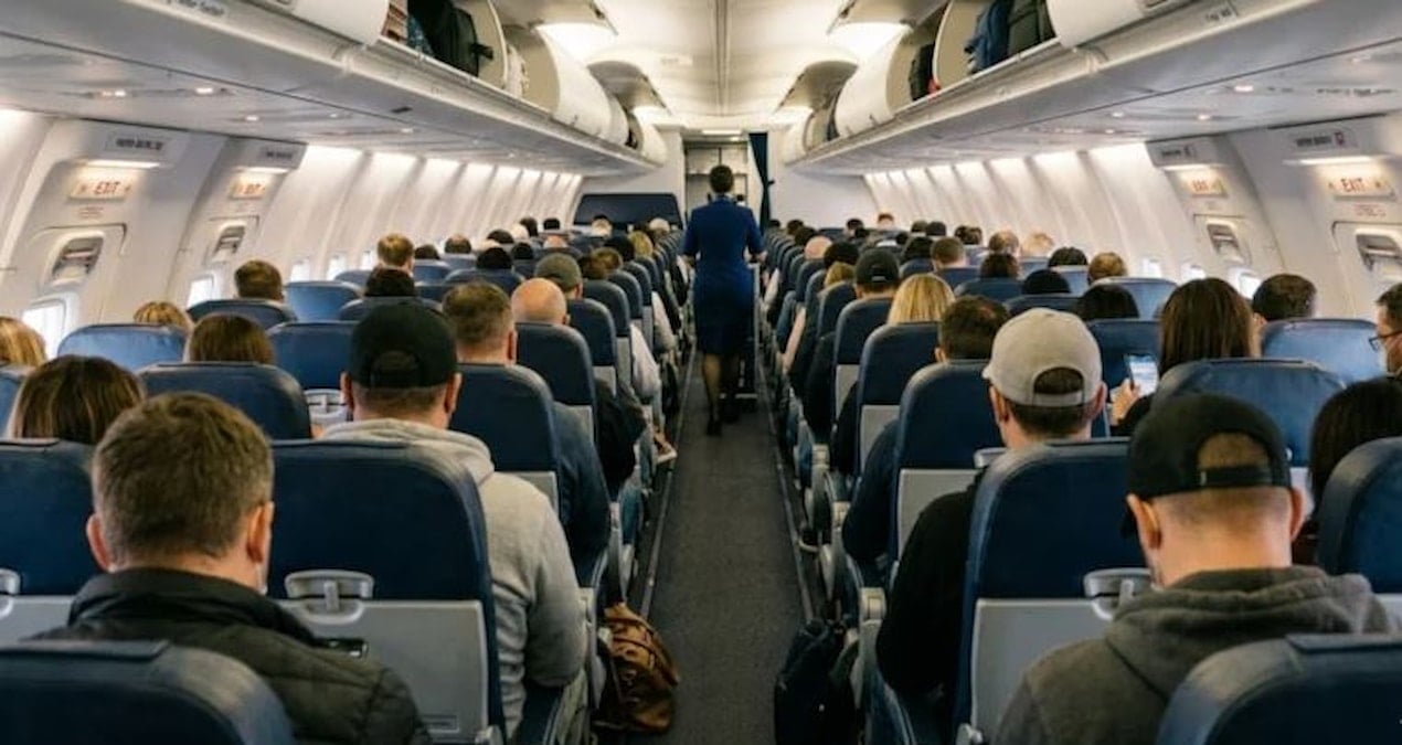 İngiltere merkezli havayolu firması Pen-Avia'nın uçuş lisansı iptal edildi