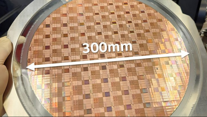 Intel, Dünyanın En İnce GaN Çipletini Geliştirdi: Güç Verimliliğine Yeni Bir Eşik Açıldı