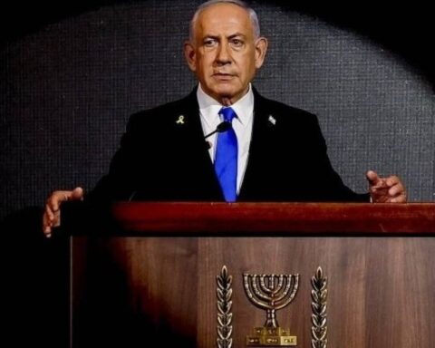 İsrail, Hürmüz Boğazı'ndaki ateşkese uyma konusunda tereddütlü davrandı