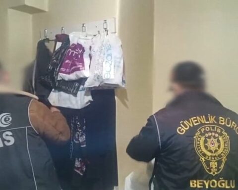 Kadıköy'de uyuşturucu operasyonu: 75 tutuklama gerçekleştirildi