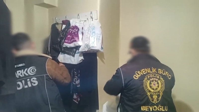 Kadıköy'de uyuşturucu operasyonu: 75 tutuklama gerçekleştirildi