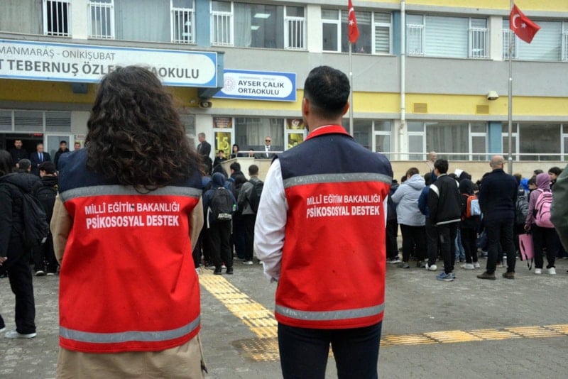 Kahramanmaraş'ta Ayser Çalık Ortaokulu, yeni binasında eğitimine başladı ve destek ekipleri de okulda görev aldı