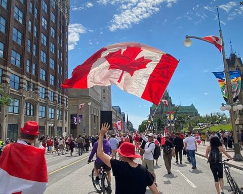 Kanadalıların Avrupa Birliği'ne Katılımını Destekleme Oranı Artıyor