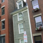 Kardeşler Arasındaki Miras Anlaşmazlığına İnşa Edilen 'İntikam Evi' Damga Vurdu