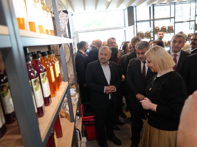 Kastamonu'da Türkiye'nin İlk Ekolojik Marketi Tüketicilere Sunuldu