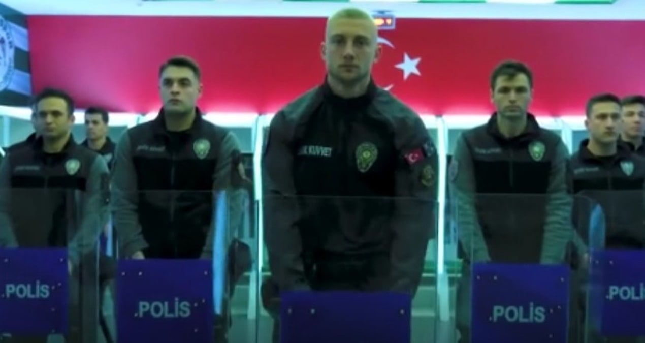 Konyaspor'un Polis Haftası'na özel etkinliği ve futbolcuların katkıları