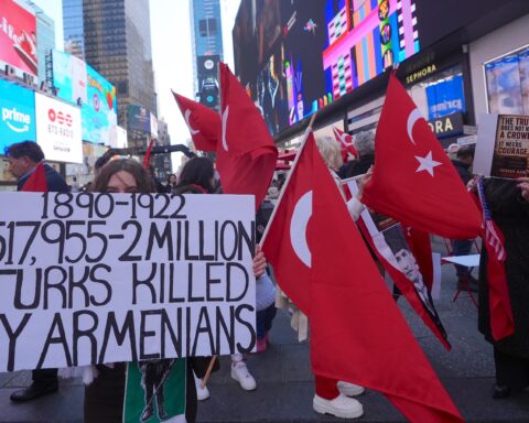 Mamdani'nin Karabağ Açıklamaları New York'ta Türk Toplumunu Protesto Ettirdi