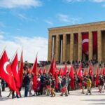 MEB'e Sorular Yağarken 23 Nisan Kutlamaları İçin Gözler Açık Kalıyor