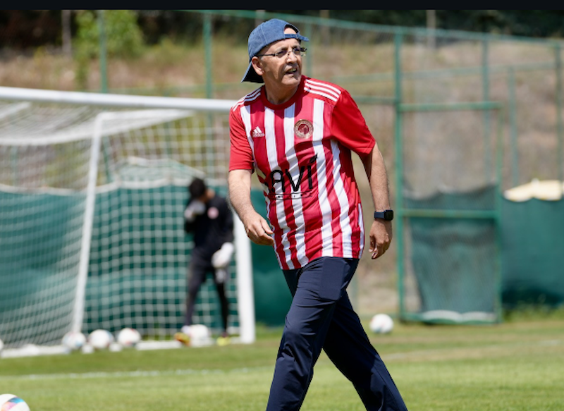 Mehmet Şimşek'ten Batman Petrolspor'a tebrik mesajı