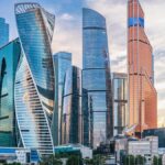 Moskova-Siti'deki İkonik Moscow Towers Gökdeleni Satışa Çıkıyor