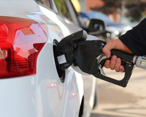 Motorin fiyatlarına çifte zam geliyor: İstanbul'da 71,61 TL'ye yükselecek