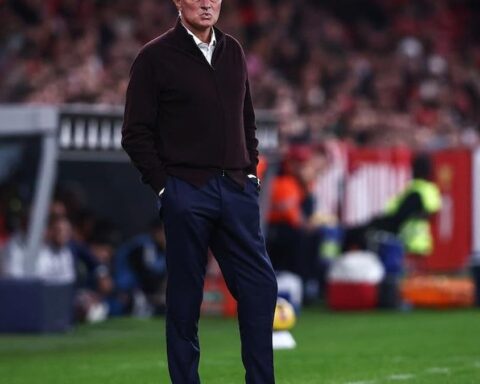 Mourinho'nun Benfica'daki geleceği hakkında iddialar gündeme geldi