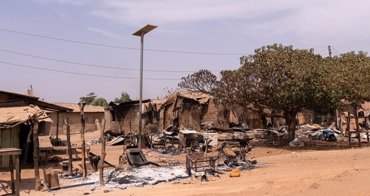 Nijerya'da Hava Operasyonu Sırasında Pazar Yerine Yapılan Saldırıda 56 Sivil Hayatını Kaybetti