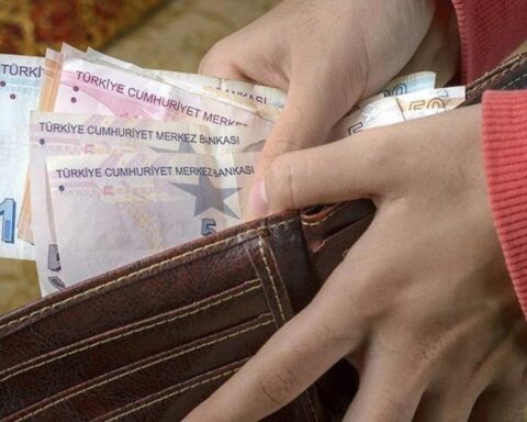 Nisan ayında açlık ve yoksulluk sınırı tarihi seviyelere ulaştı