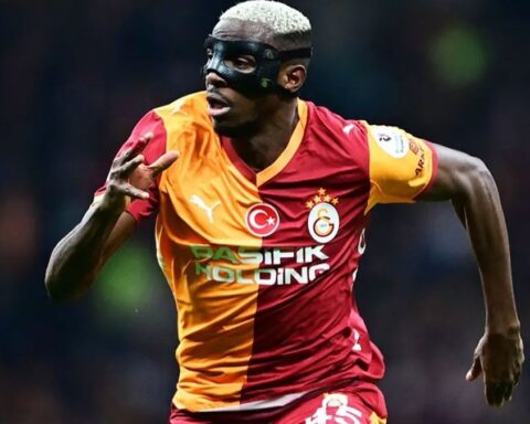 Osimhen'in derbideki durumu netleşiyor, Galatasaray'da forma giymesi bekleniyor