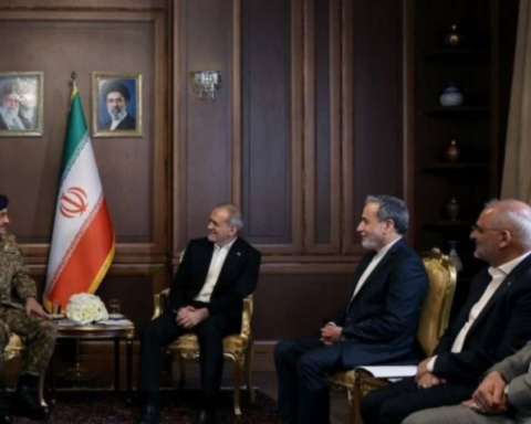 Pakistan'dan Umut Verici Açıklama: Barış Anlaşması İmzalanabilir