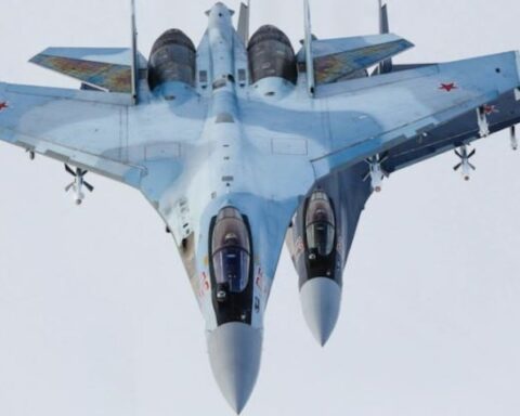 Rusya, Süpersonik Savaş Uçakları Sayısını Artırarak Askeri Kapasitesini Güçlendiriyor