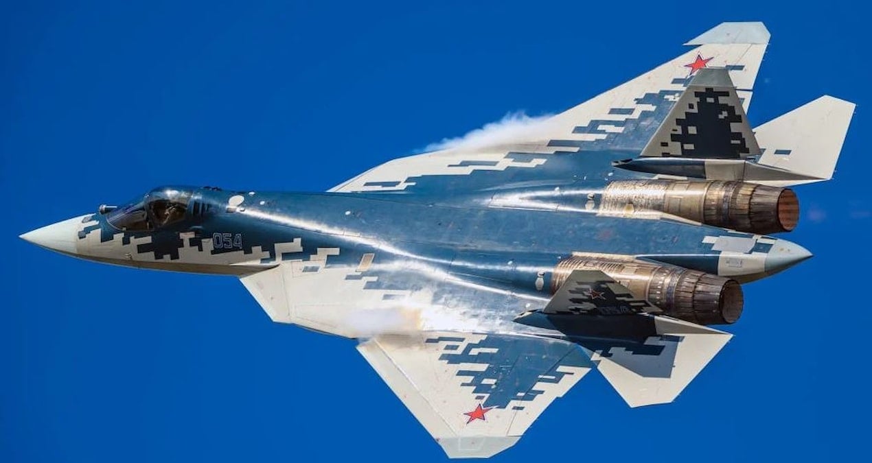 Rusya'nın Su-57 Savaş Uçağı Programı Büyük Yangınla Darbe Aldı