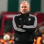 Sergen Yalçın, Beşiktaş'ta 100. Süper Lig maçına hazırlanıyor