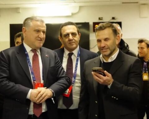 Spor Bakanı'nın Galatasaray Açılışındaki Açıklamaları Fenerbahçelilerin Tepkisini Çekti