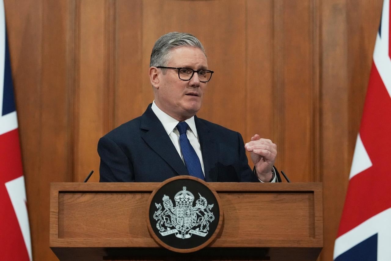 Starmer'dan Trump'a sert yanıt: Savaş bizim savaşımız değil, NATO önceliğimizdir