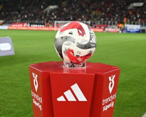 Süper Lig 32. hafta maç programı açıklandı, devleri zor bir mücadele bekliyor