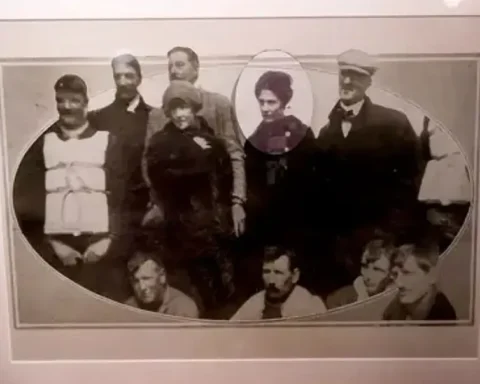 Titanik Faciasından Kurtulan Can Yeleği 700 Bin Dolara Satıldı