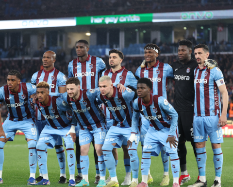 Trabzonspor, Başakşehir ile berabere kalarak kritik puan kaybı yaşadı