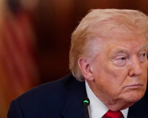 Trump'tan İran Açıklaması: Hürmüz Boğazı'nın Kontrolü Ele Geçirildi