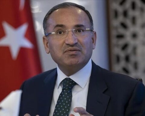 Türk halkının çoğunluğu erken seçim talep etmiyor