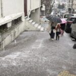 Türkiye Genelinde Sağanak Yağışlar Devam Edecek, Batıda Güneşli Hava Bekleniyor
