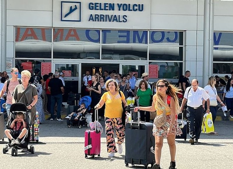 Türkiye, İngiliz Turistlerin Yeni Gözdesi: Uygun Fiyatlarla Yaz Tatili Fırsatları