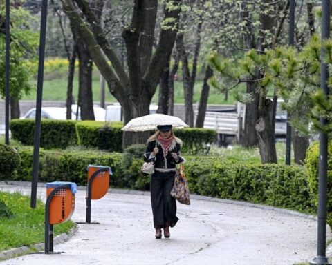 Türkiye'de Mevsim Normallerinde Sıcaklıklar Artıyor, Yağışlar Devam Ediyor