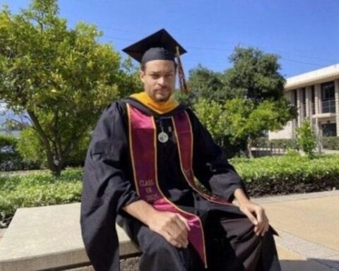 Washington'daki Beyaz Saray Muhabirleri Derneği yemeğinde silahlı saldırı girişimi