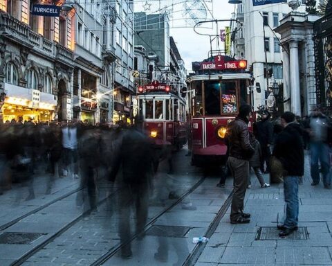 65 yaş üstü nüfusun yüzde 21.6’sı gıda harcamalarından kesinti yapıyor