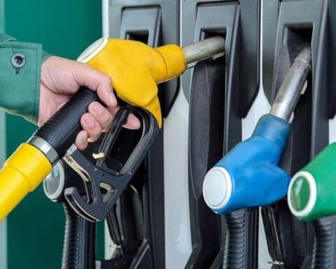 Akaryakıt Fiyatlarında İndirim: 8 Mayıs Güncel Benzin, Motorin ve LPG Tarifeleri