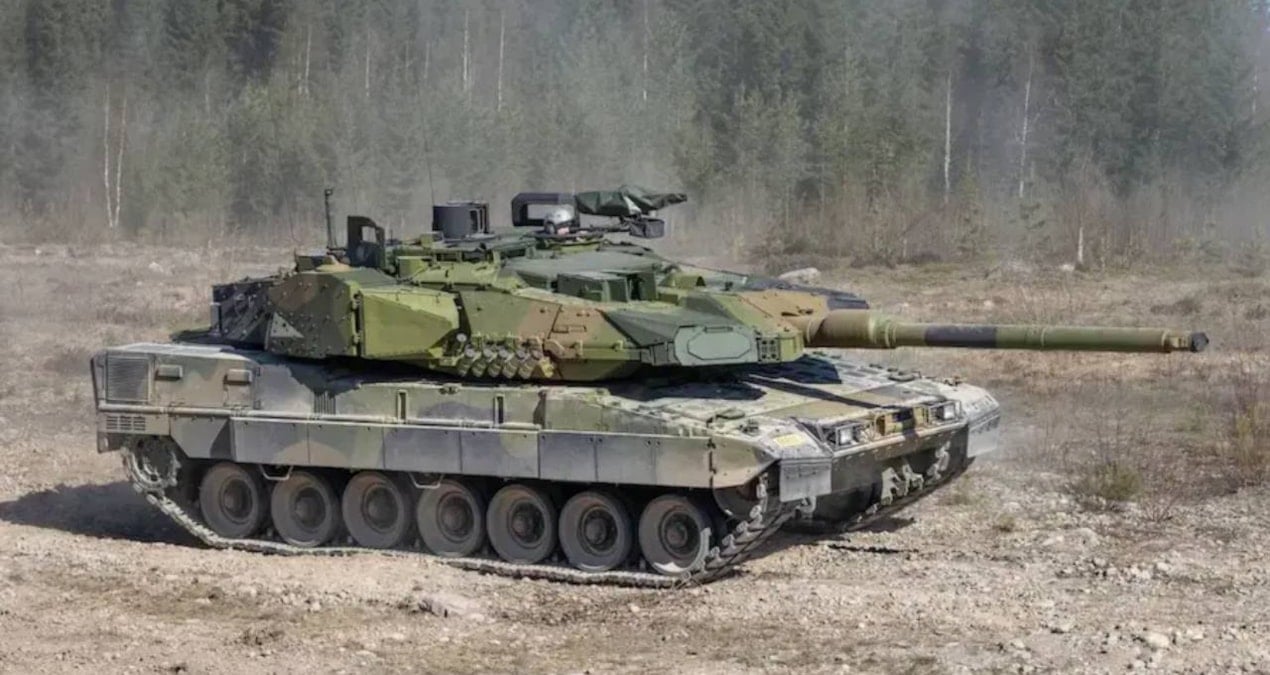 Almanya, Leopard 2A8NOR Tanklarını İlk Kez Norveç'e Teslim Etti
