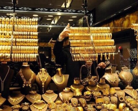 Altın Fiyatlarındaki Düşüşün Sebepleri ve Piyasalardaki Son Gelişmeler