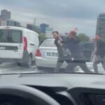 Ataşehir'de Trafikte Sürücüler Arasında Kavga Kamerada Yakalandı