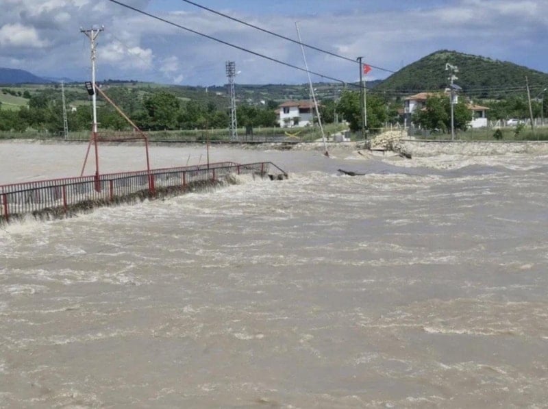 Barajlardaki Doluluk Oranı Yüzde 100’e Ulaştı, Taşkın Riski Nedeniyle Tahliyelere Başlandı