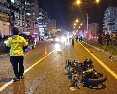 Batman'da Motosikletle Yaya Çarpıştı, İki Kişi Hayatını Kaybetti