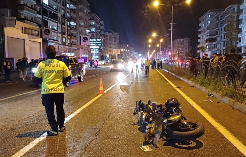 Batman'da Motosikletle Yaya Çarpıştı, İki Kişi Hayatını Kaybetti