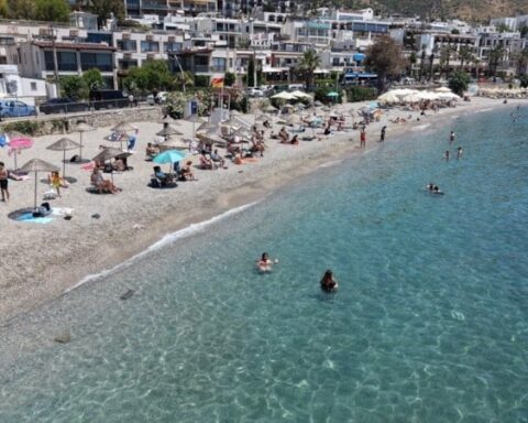 Bayram Tatilinde Marmaris ve Datça'ya 40 Bin Araç Girişi Gerçekleşti