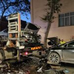 Beşiktaş'ta Kafa Kafaya Çarpışan Otomobillerde 9 Kişi Yaralandı