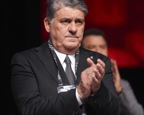 Beşiktaş'ta Sergen Yalçın ve Başkan Adalı arasındaki zirve görüşmesi yapılacak