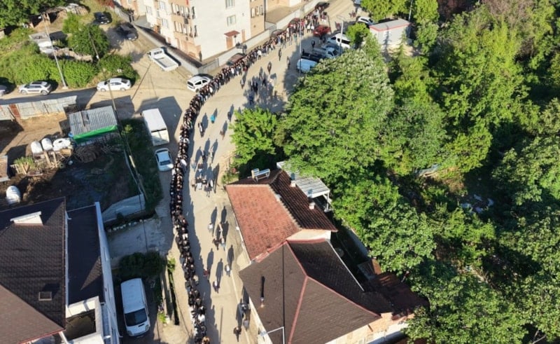 Bursa'da 60 Yıllık Bayramlaşma Geleneği Devam Ediyor