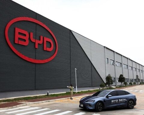 BYD, Avrupa'daki Üretim Kapasitesini Değerlendirme Amacıyla İşbirlikleri Arıyor