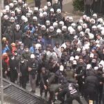 CHP Genel Merkezi'nde Yaşanan Kargaşa Sonrası Polis Müdahale Etti