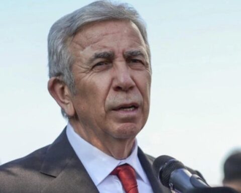 CHP İçinde Gerginlik: Mansur Yavaş’a Yönelik Sert Eleştiriler Yükseliyor