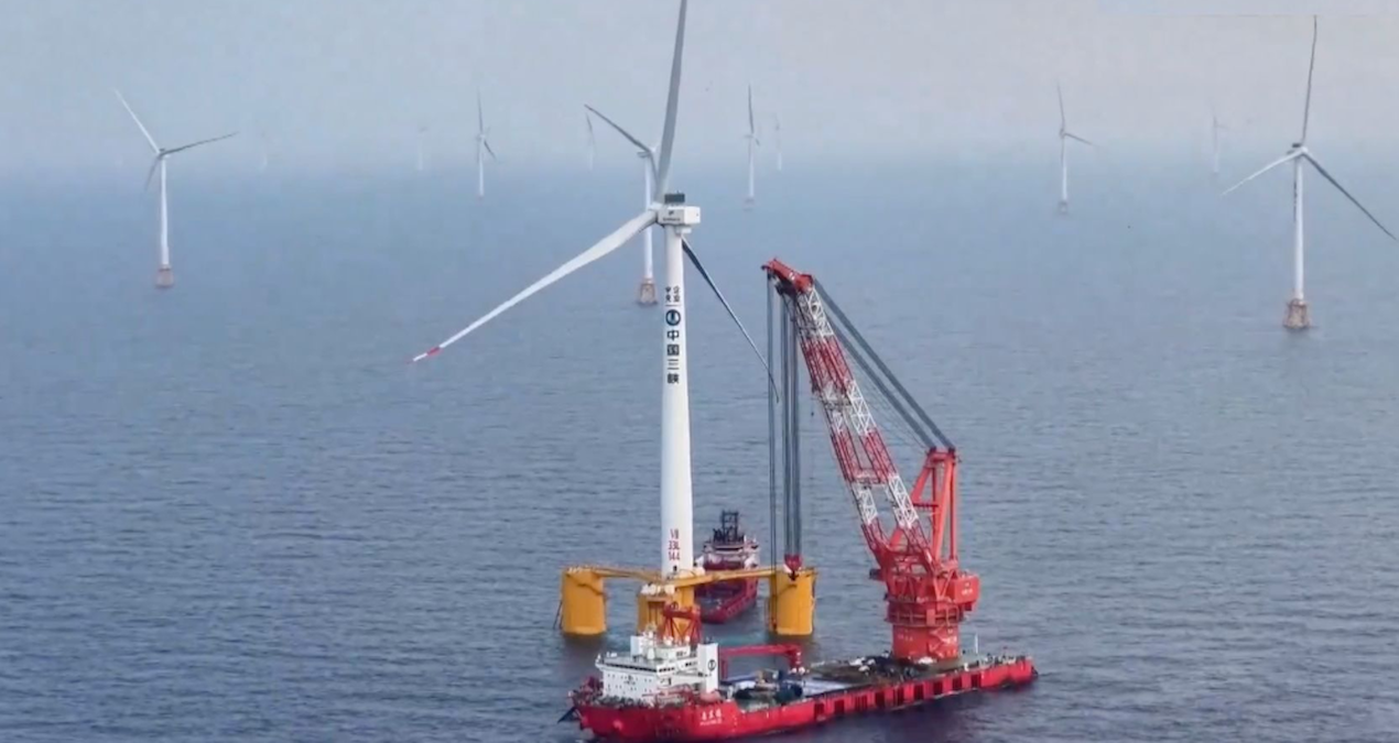Çin, Dünyanın En Büyük Yüzer Rüzgar Türbiniyle Yenilenebilir Enerji Alanında Bir İlke İmza Attı